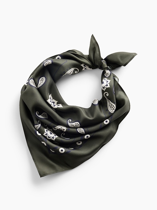Image number 2 showing, 100% Silk Bandana