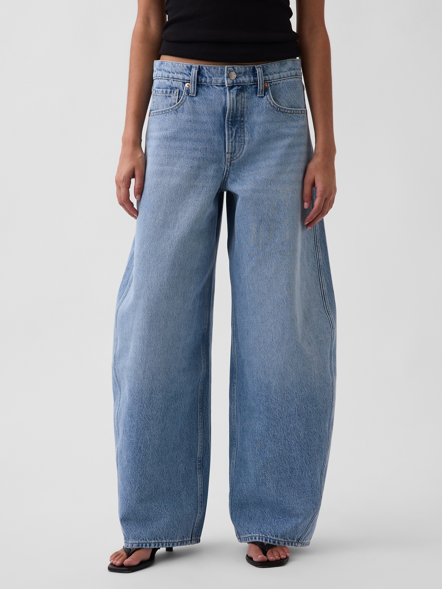 Женские джинсы Gap Mid Rise Baggy Taper Jeans — фото 2