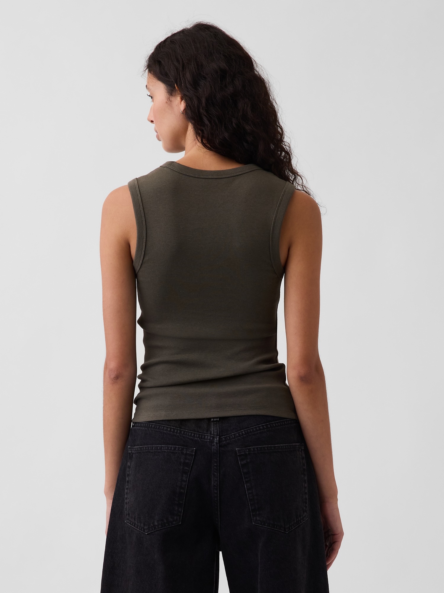 Женские топы Gap Modern Crewneck Tank Top — фото 3