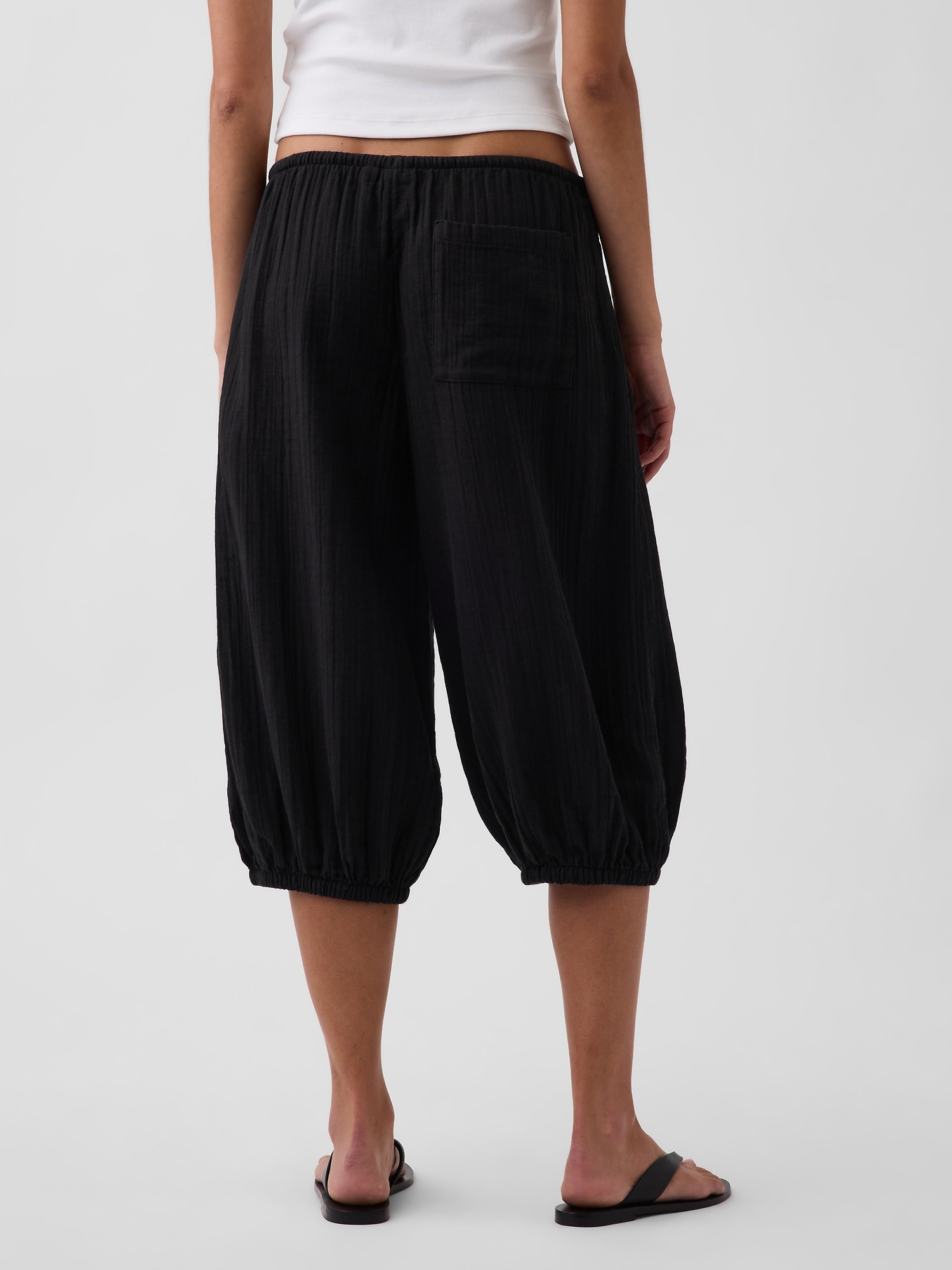 Женские брюки Gap Cotton Gauze Easy Culotte, цвет: Чёрный — фото 4