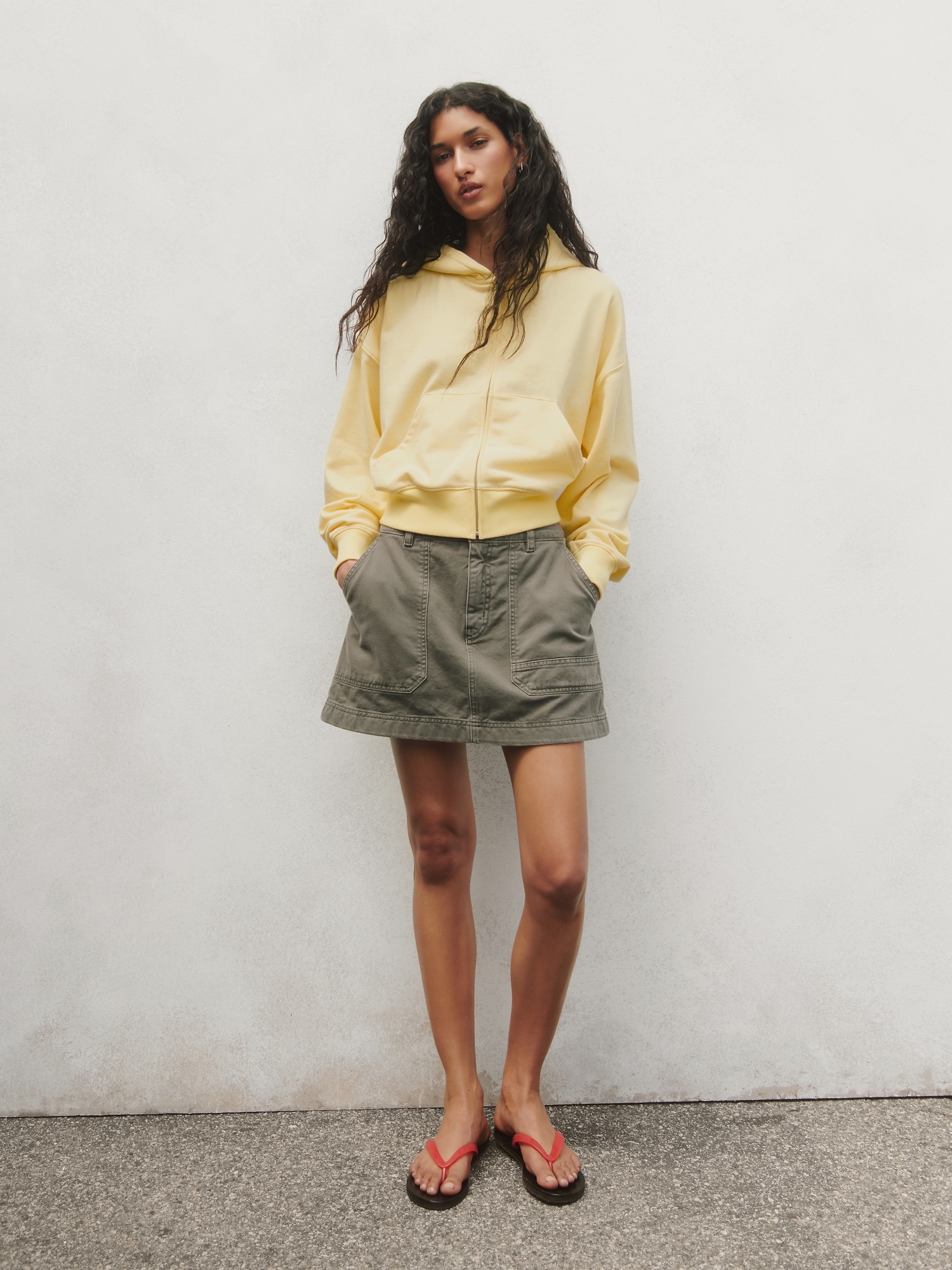 Женские юбки Gap High Rise Mini Utility Skort — фото 6