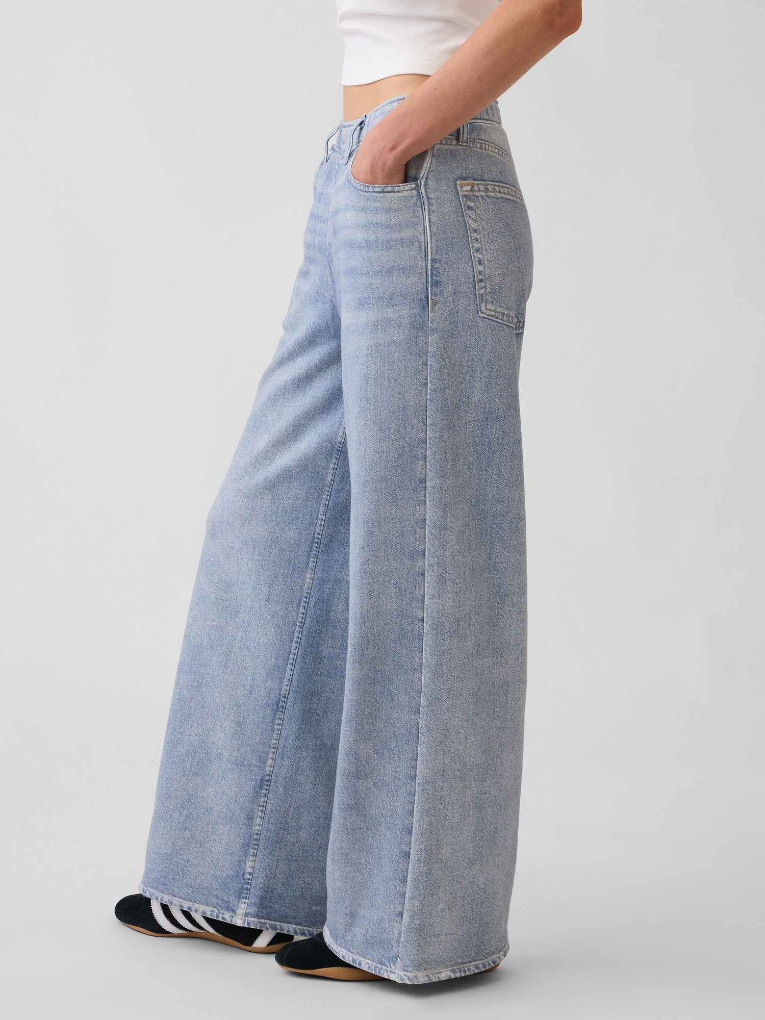 Женские джинсы Gap Printed Baggy Sweatpant, цвет: Светлый индиго — фото 3