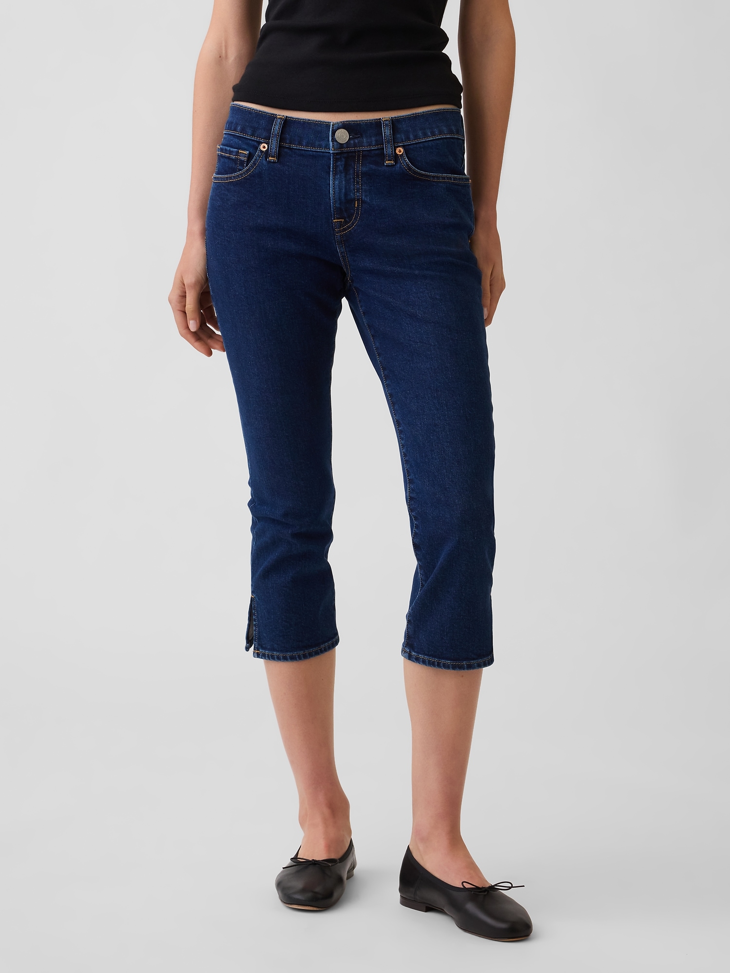 Low Rise Capri Jeans