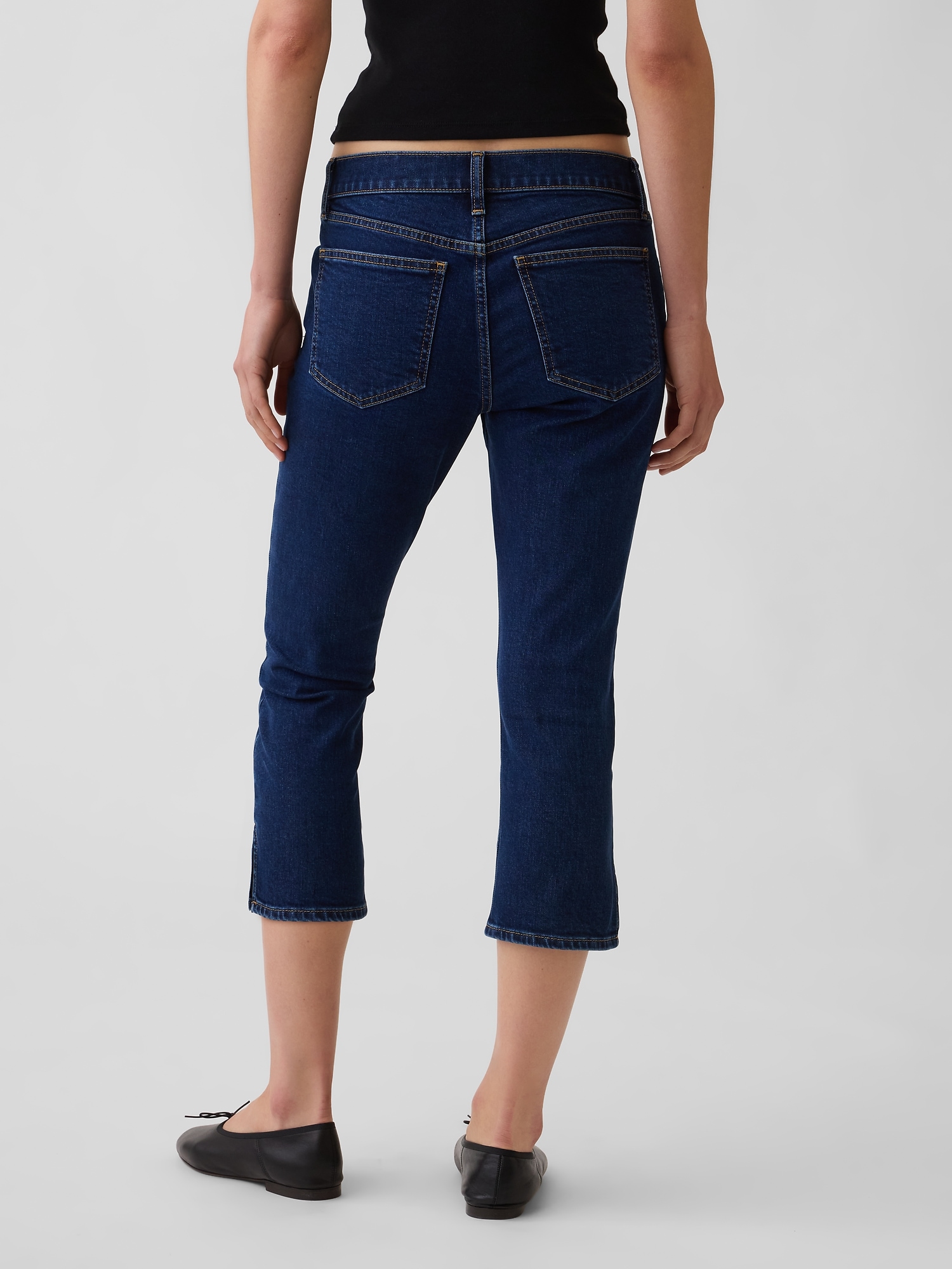 Low Rise Capri Jeans