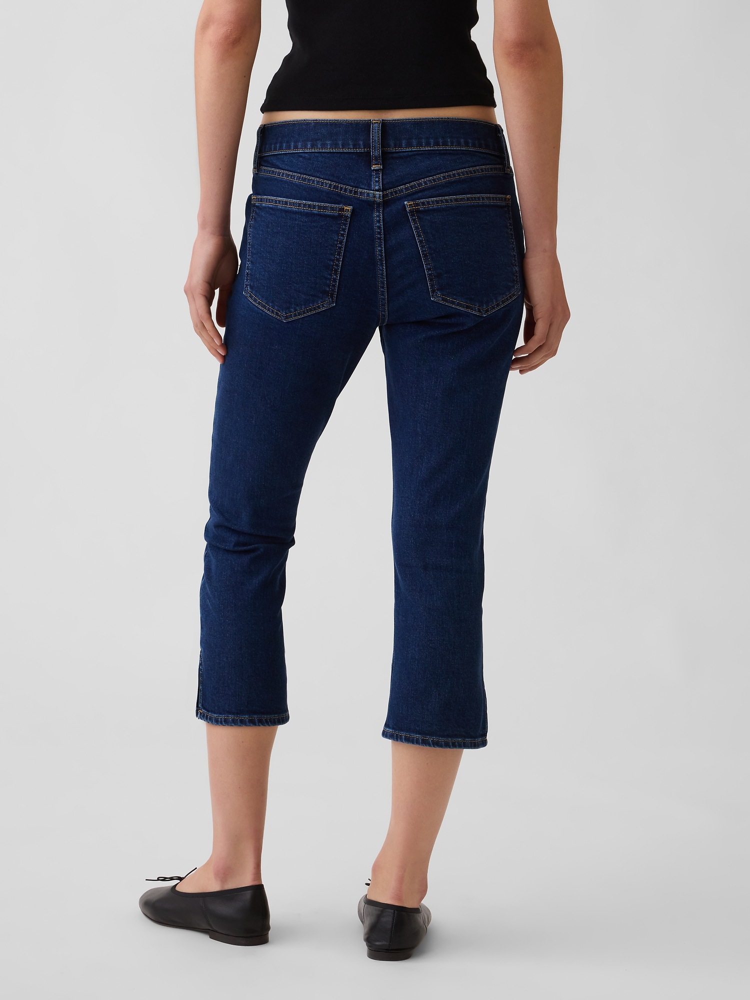 Женские джинсы Gap Low Rise Capri Jeans — фото 4