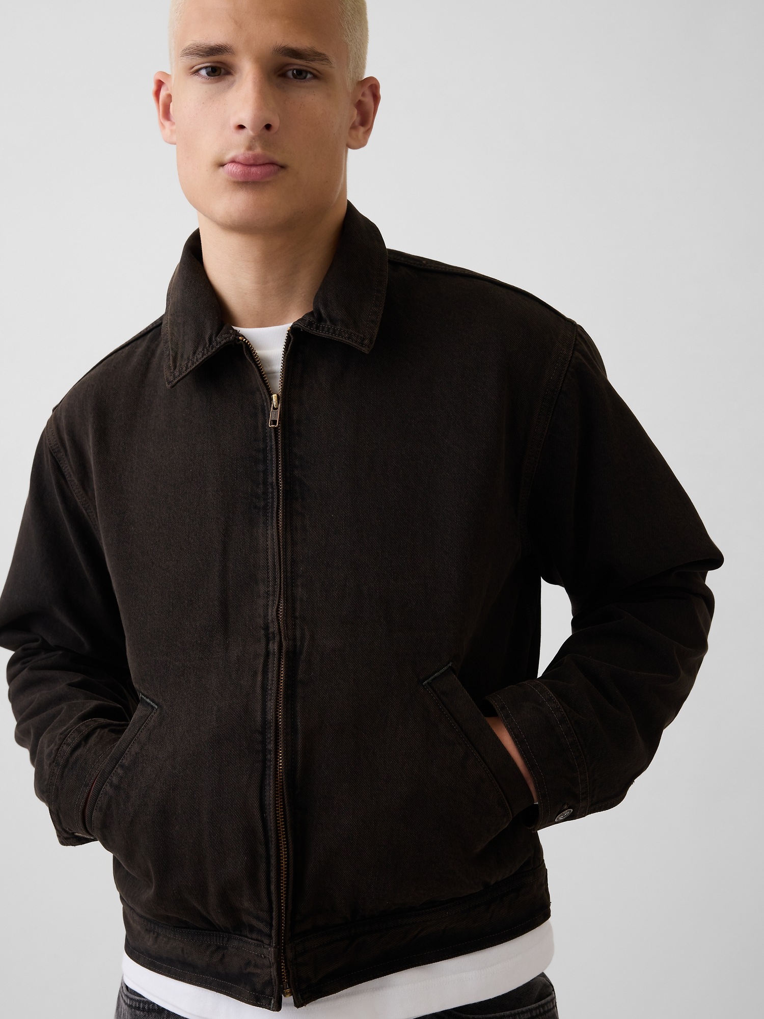 Мужская куртка Gap Denim Boxy Workwear, цвет: Тёмный коричневый — фото 4