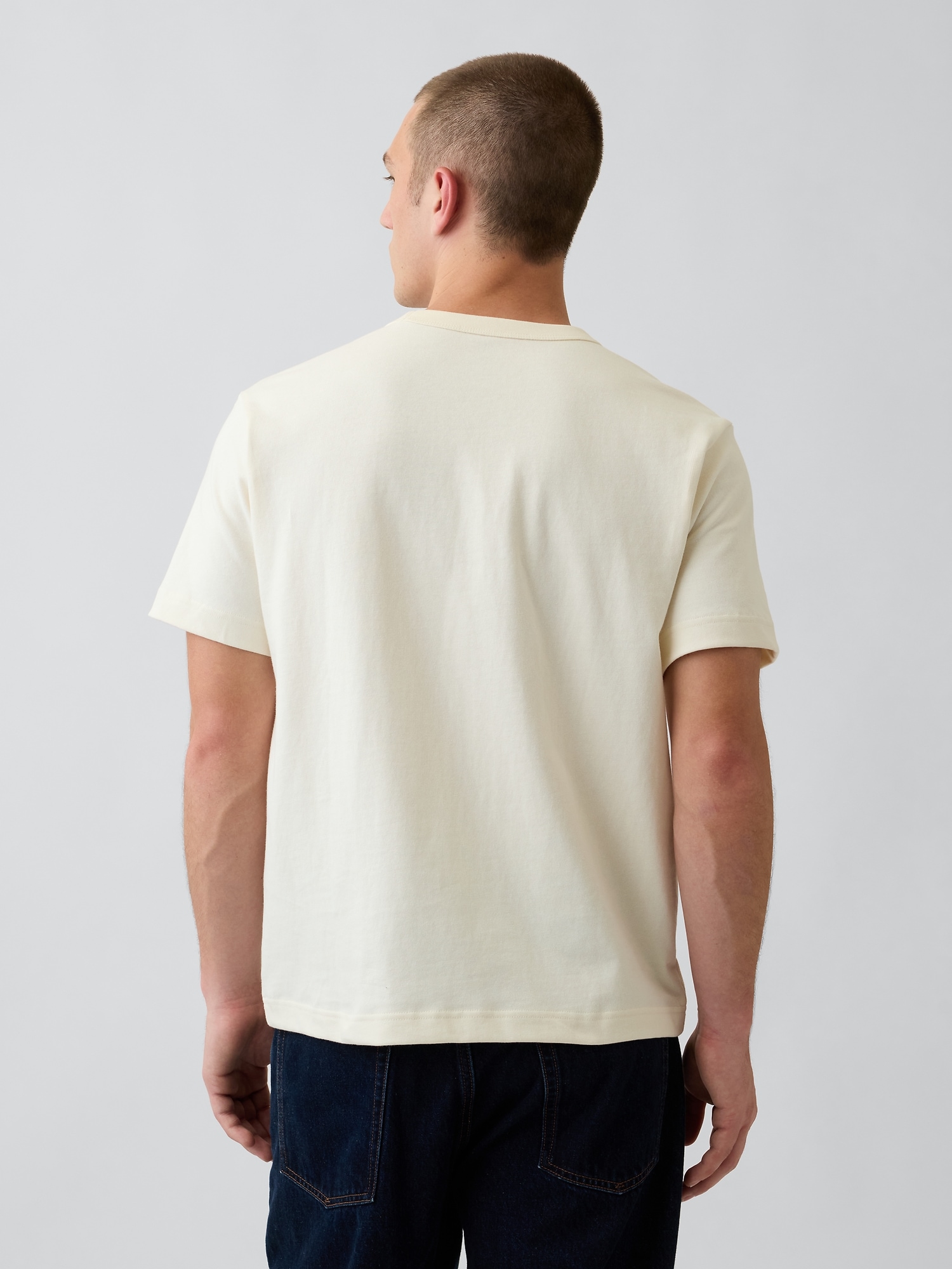 Gap Sport Heavyweight Graphic T-Shirt