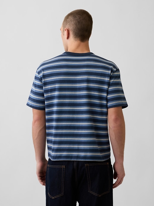 Image number 3 showing, Adult Heavyweight Crop T-Shirt