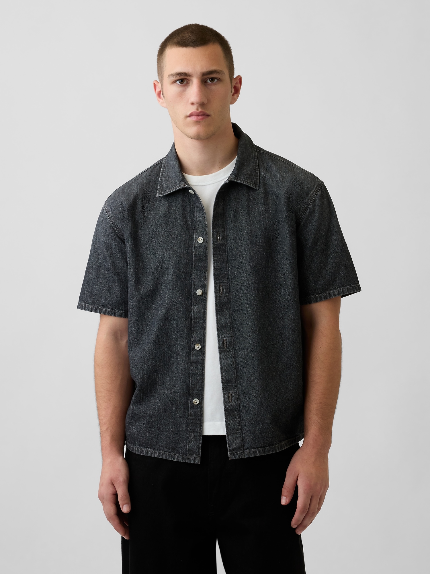 Мужская рубашка Gap Denim Relaxed, цвет: Чёрный