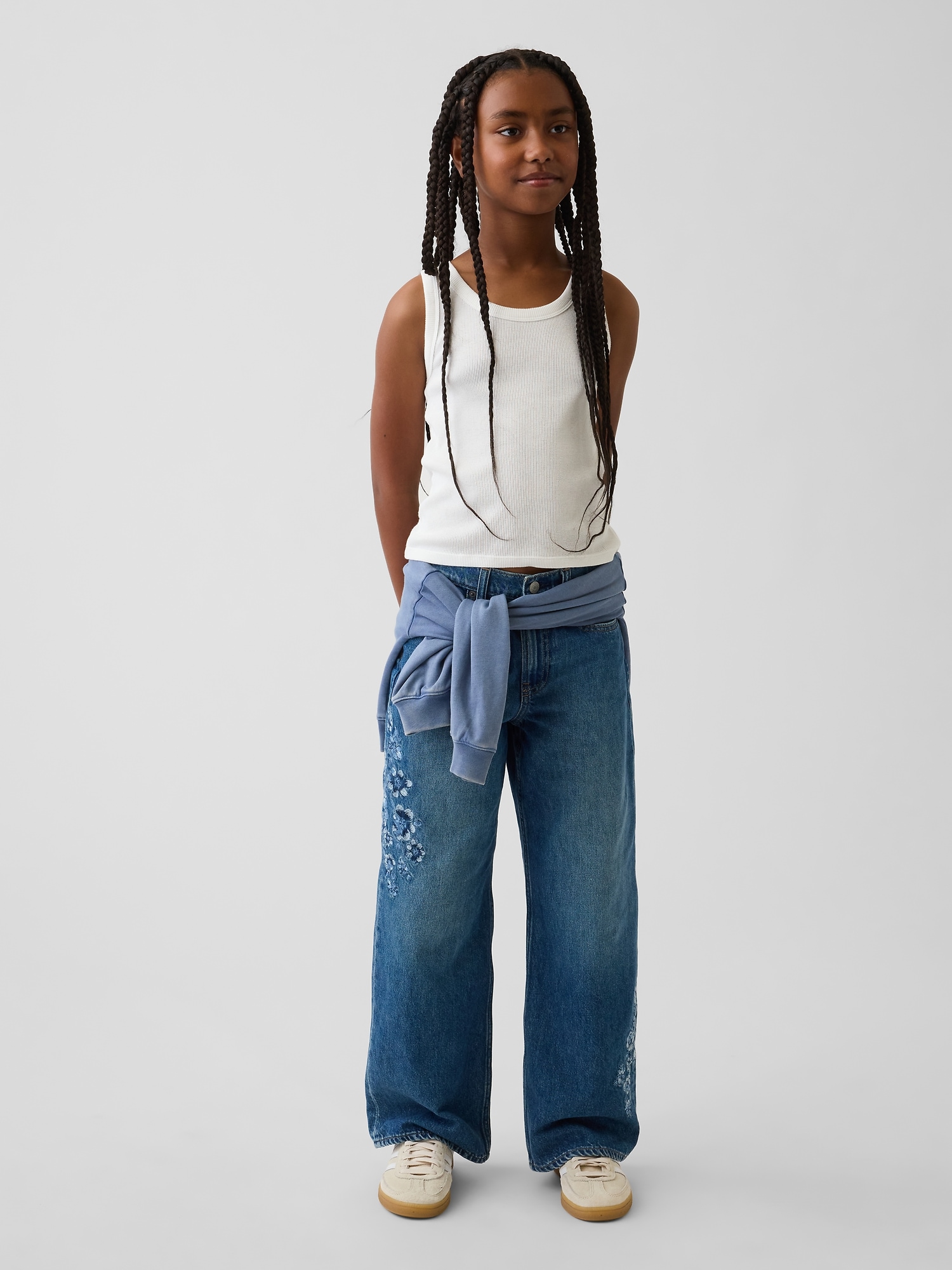 Детские джинсы Gap Kids Low Rise Stride Embroidered Floral Wide-Leg Jeans — фото 5