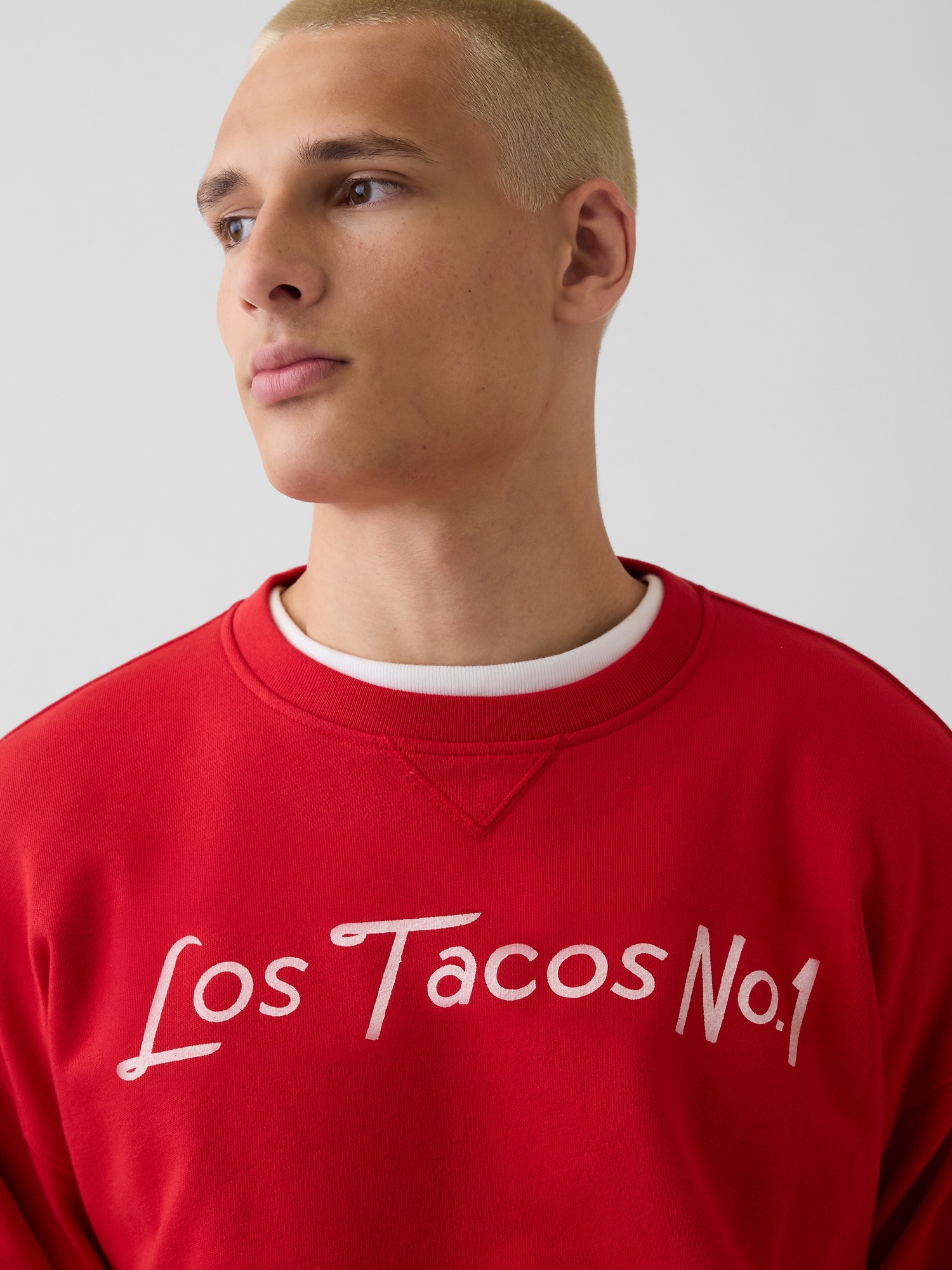 Мужские худи Gap Adult Los Tacos No. 1 Heavyweight French Terry Oversized Sweatshirt — фото 4