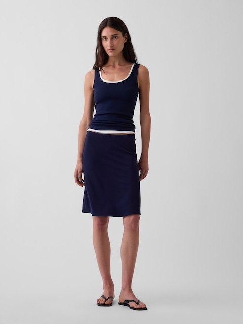 Easy Knee-Length Skirt