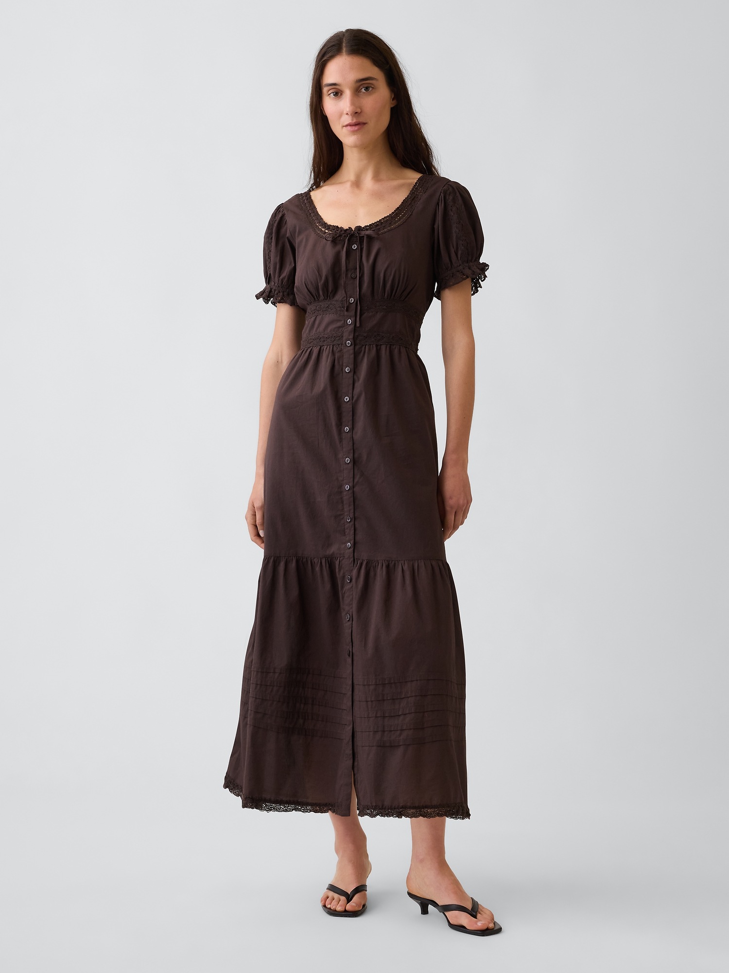 Женские платья Gap Scoop-Neck Lace-Trim Tiered Maxi Dress