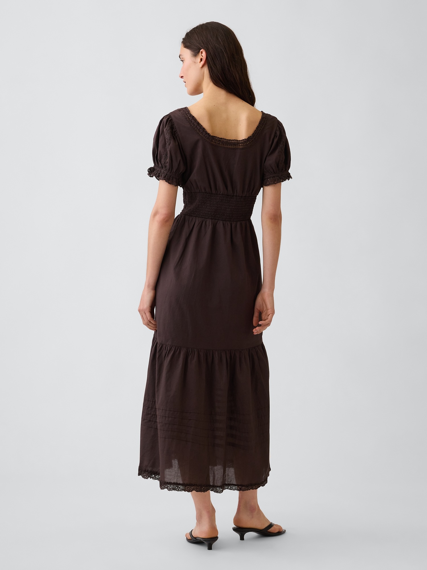 Женские платья Gap Scoop-Neck Lace-Trim Tiered Maxi Dress — фото 2