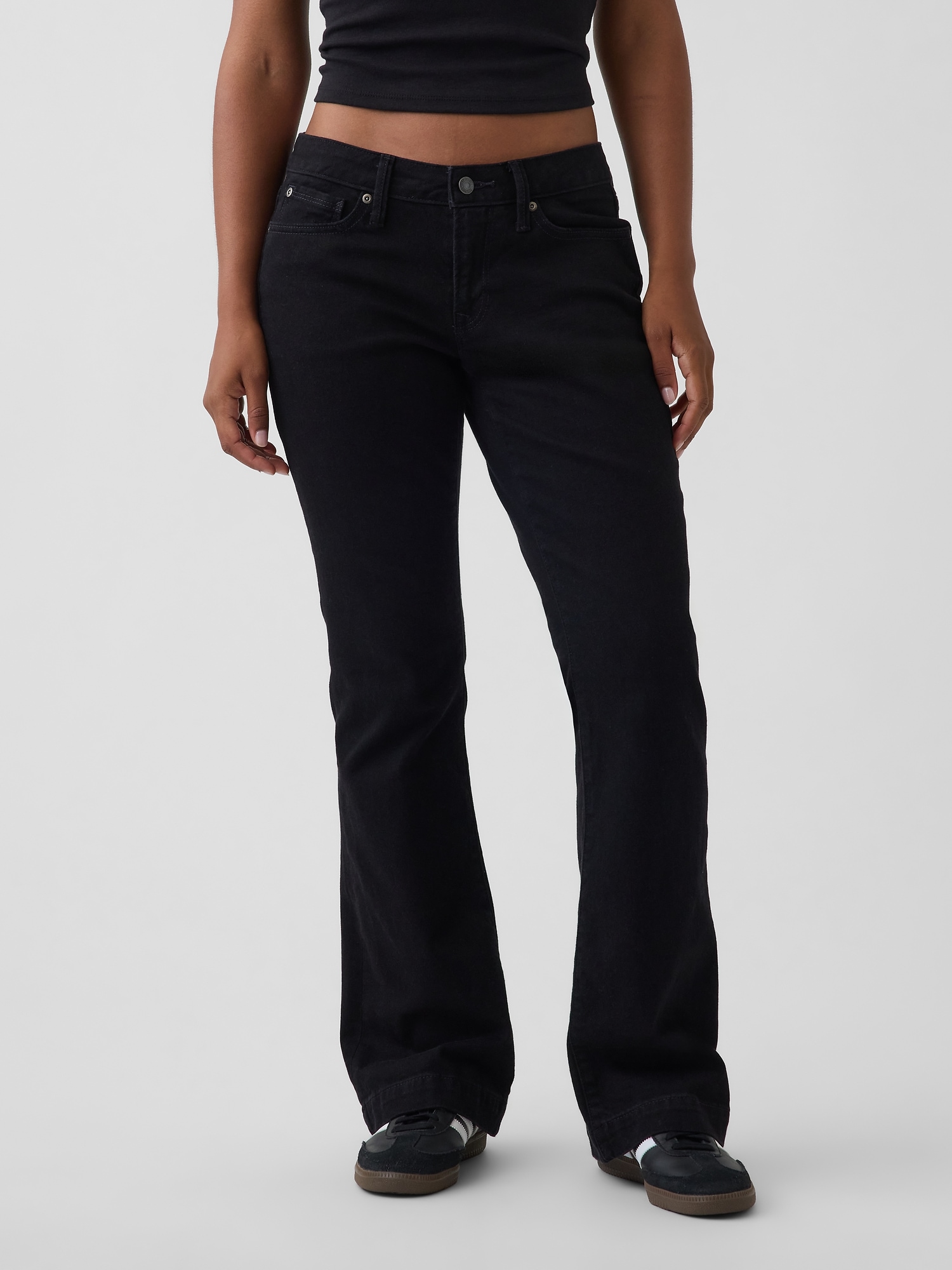 Женские джинсы Gap Curvy Low Rise Long & Lean Jeans — фото 2
