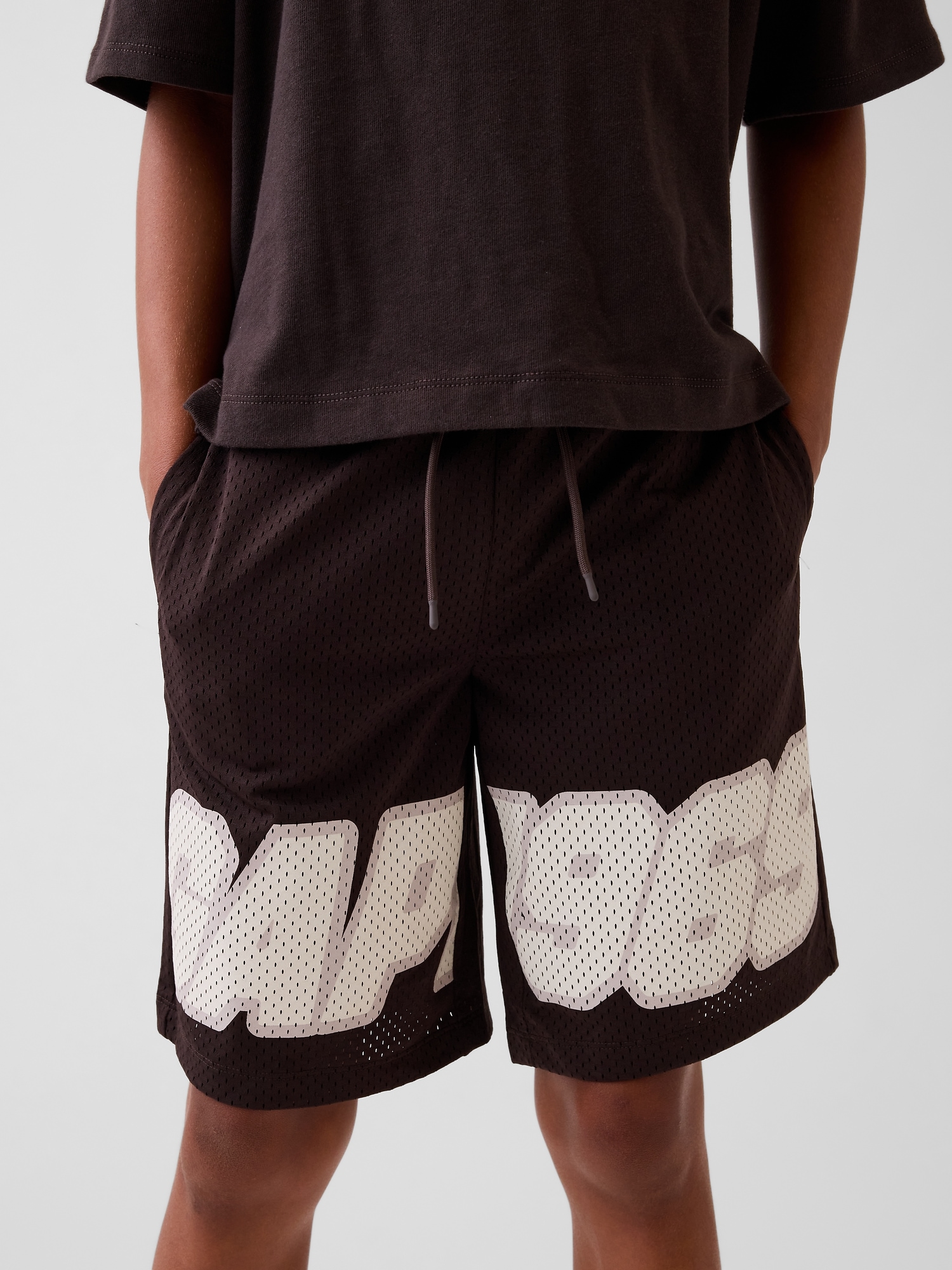 Детские шорты Gap Kids 8" Mesh Active Shorts — фото 5