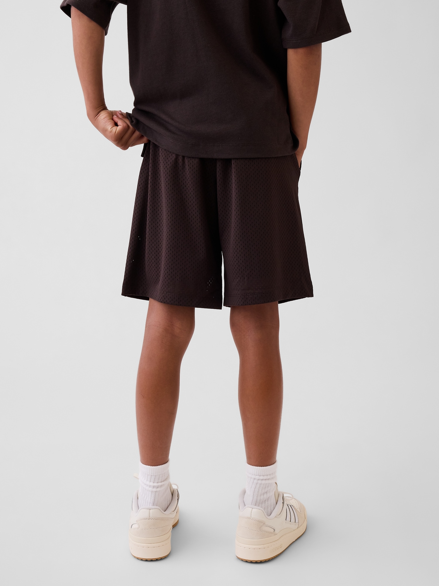 Детские шорты Gap Kids 8" Mesh Active Shorts — фото 4
