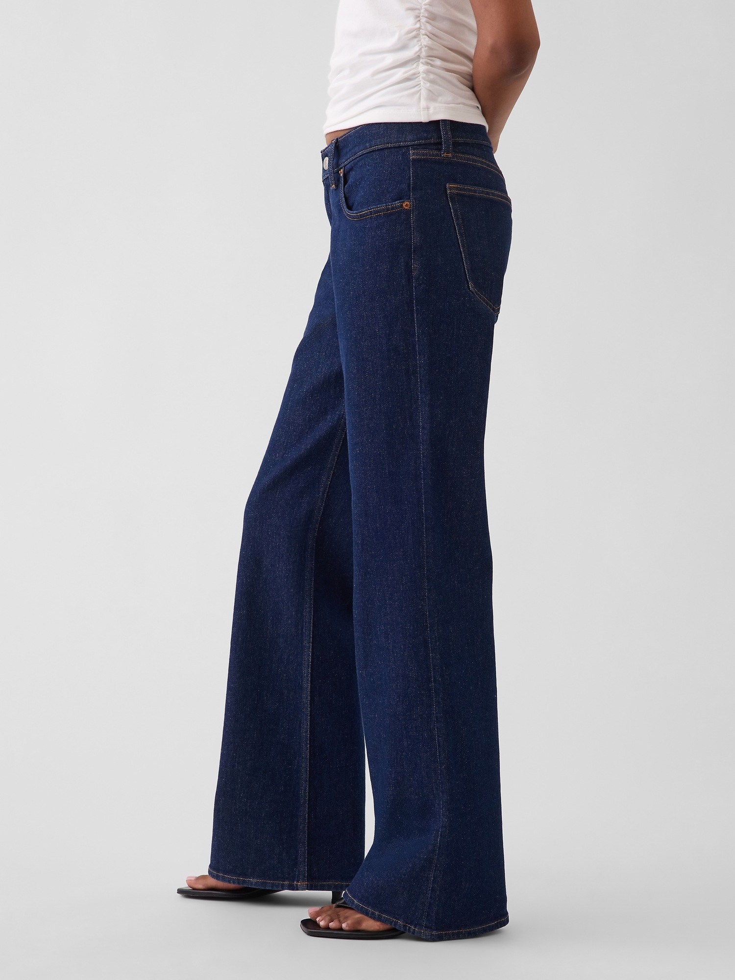 Женские джинсы Gap Low Rise Baggy Flare Jeans — фото 3