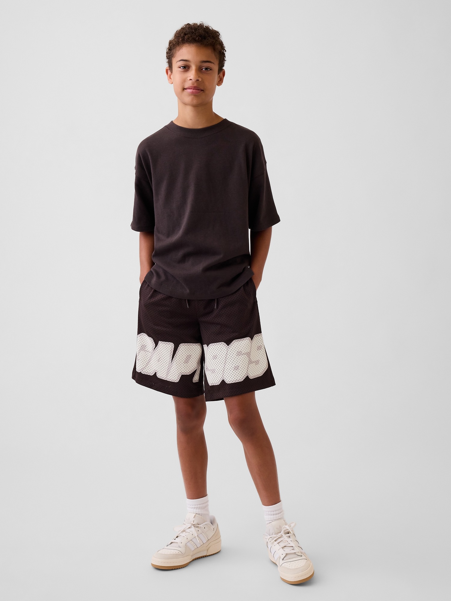 Детские шорты Gap Kids 8" Mesh Active Shorts