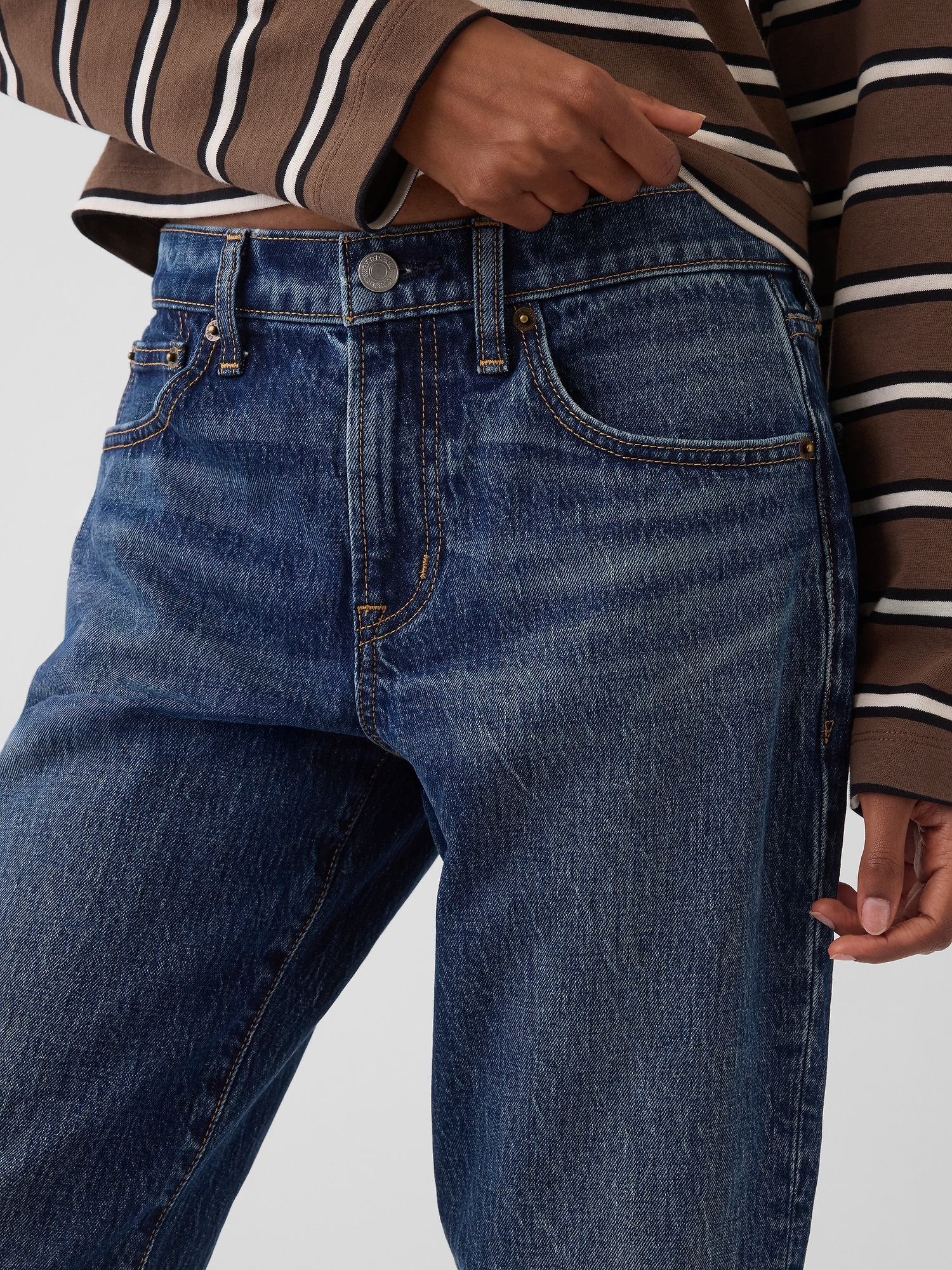 Женские джинсы Gap Mid Rise Flare Crop Jeans — фото 5