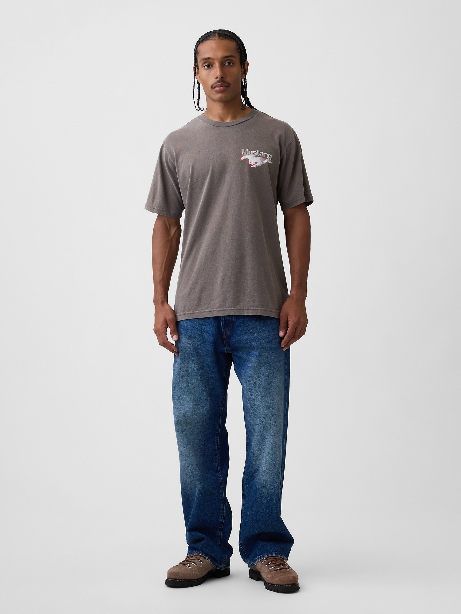 Мужские футболки Gap Ford Mustang Heavyweight Crop Graphic T-Shirt — фото 2