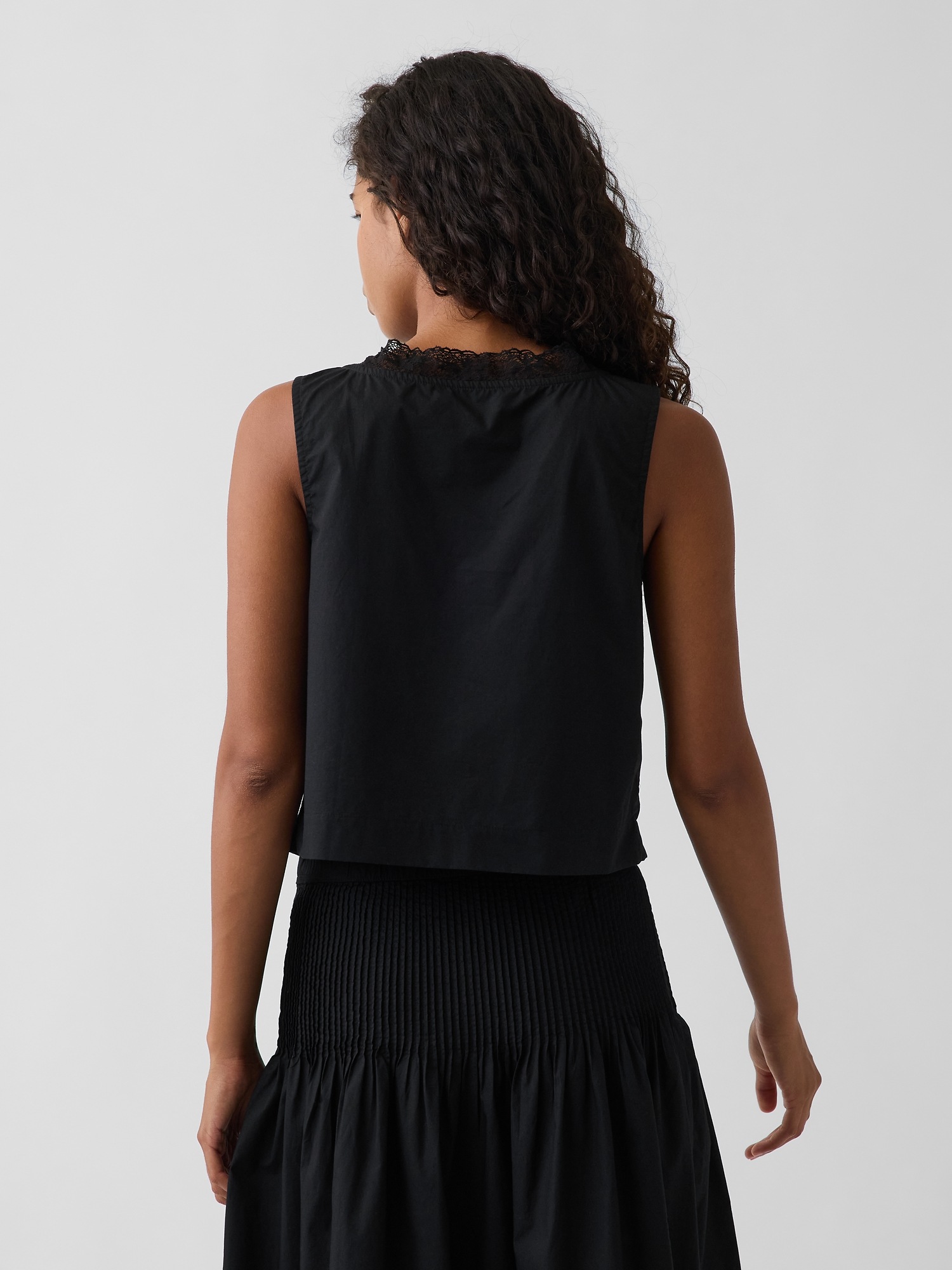 Женский топ Gap Poplin Pintuck Shell Top, цвет: Чёрный — фото 3