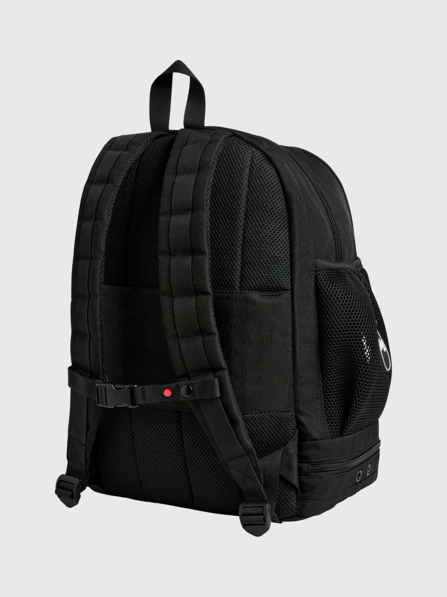 STATE Ozzie Ball Backpack