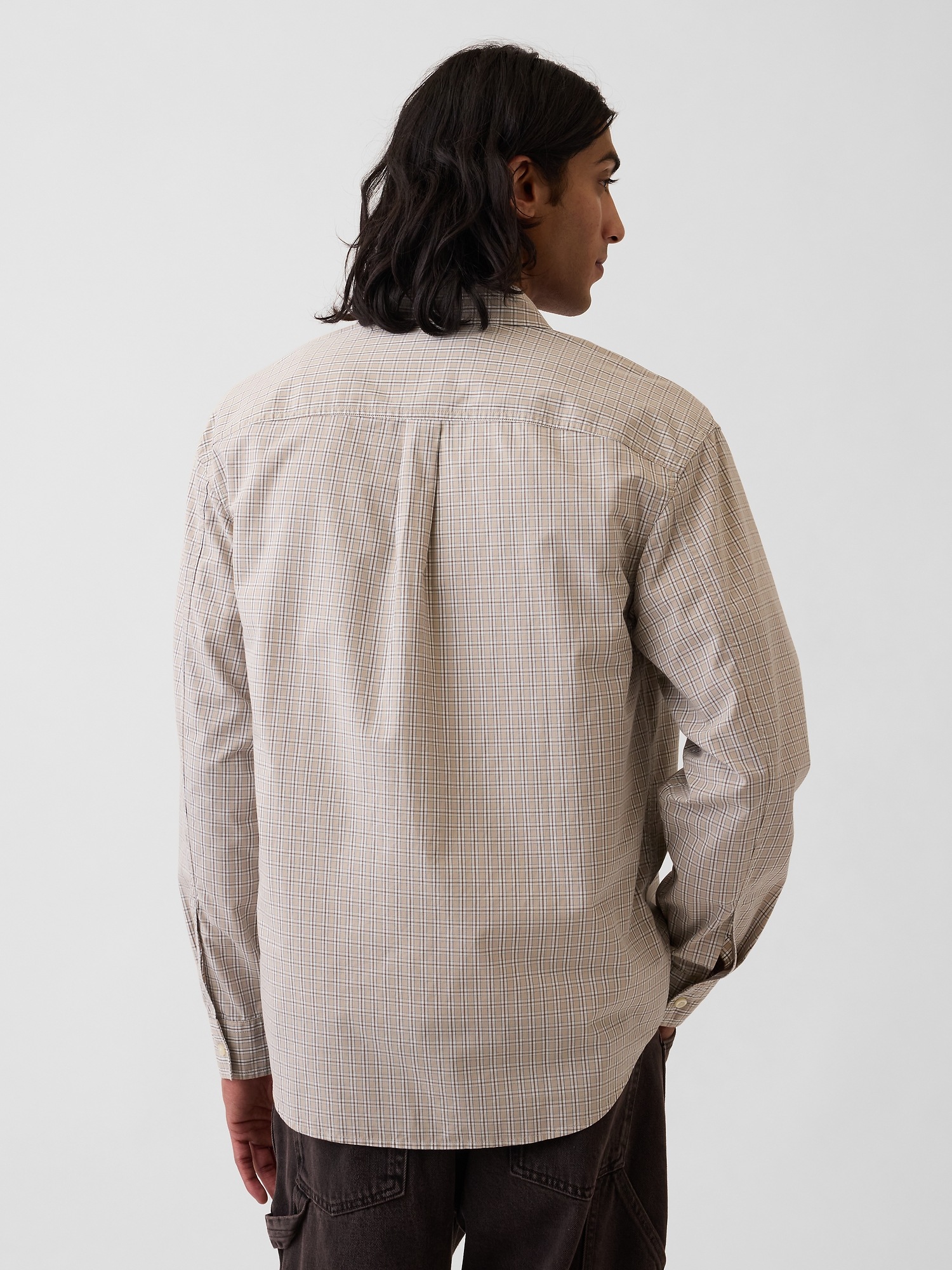 Мужская рубашка Gap Organic Cotton Poplin Relaxed, цвет: Бежевый — фото 3