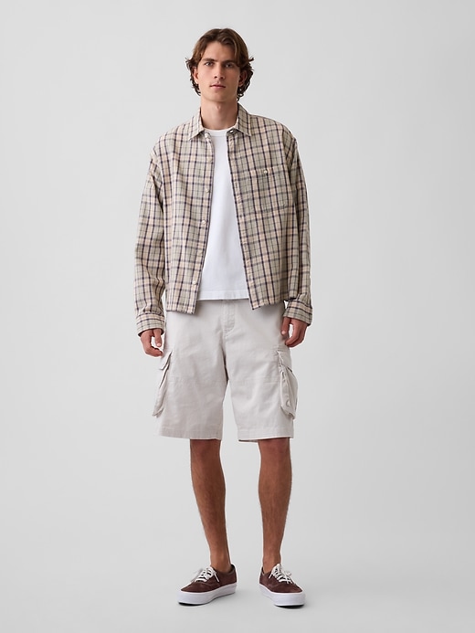 Image number 1 showing, 11" Baggy Cargo Shorts