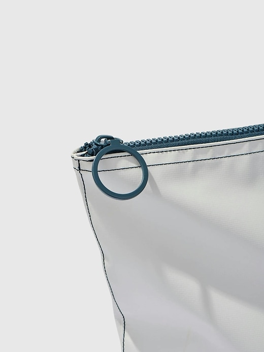 Image number 5 showing, Shiraleah Port Water Resistant Tote