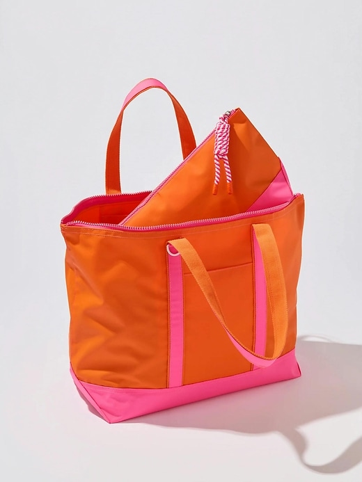 Image number 3 showing, Shiraleah Port Water Resistant Tote