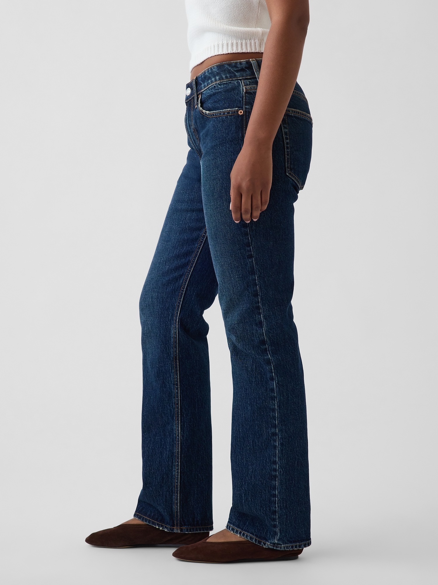Женские джинсы Gap Curvy Mid Rise Relaxed Straight Jeans — фото 3
