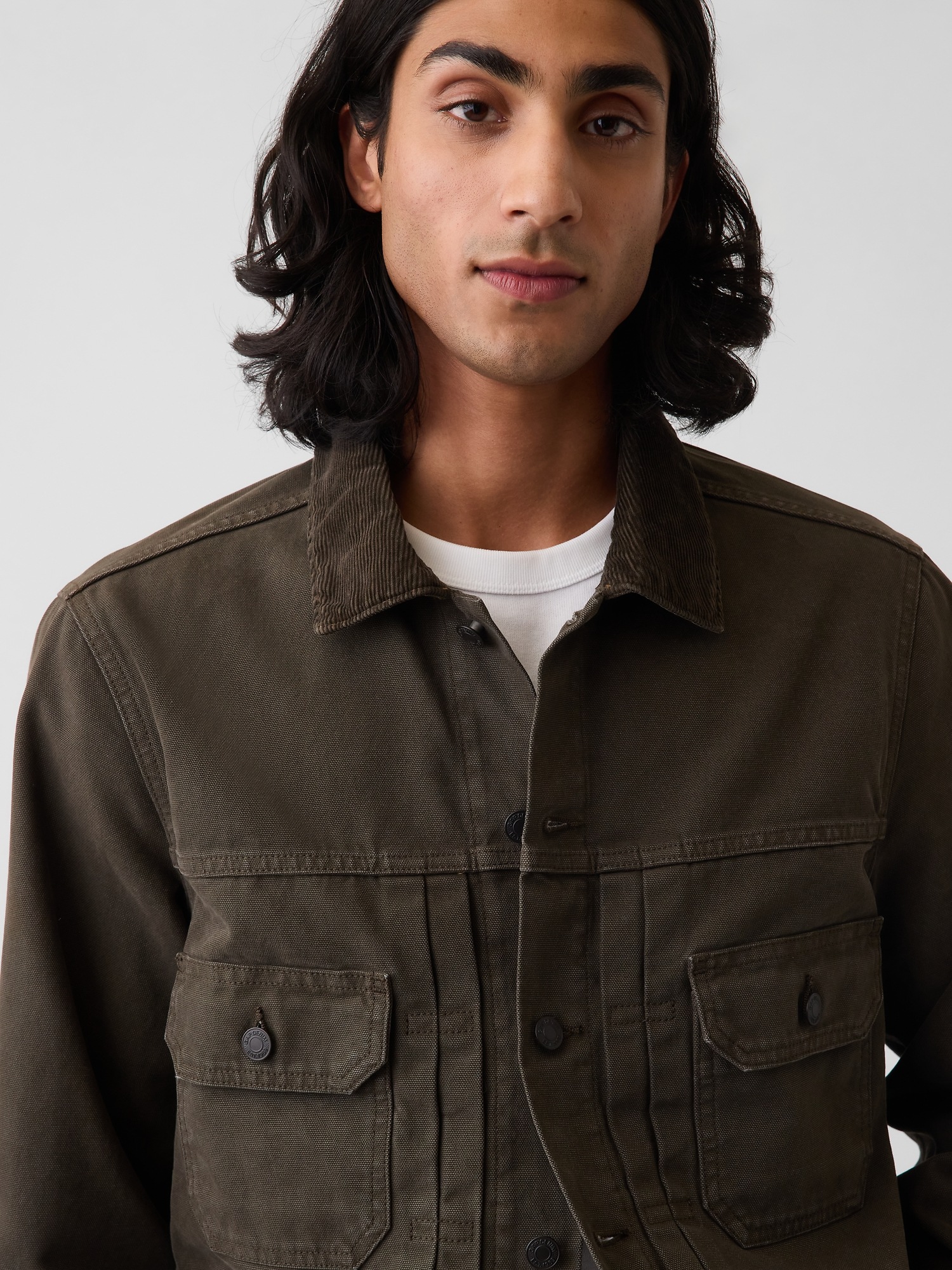 Мужская куртка Gap Canvas Denim Trucker, цвет: Тёмный угольный серый — фото 4