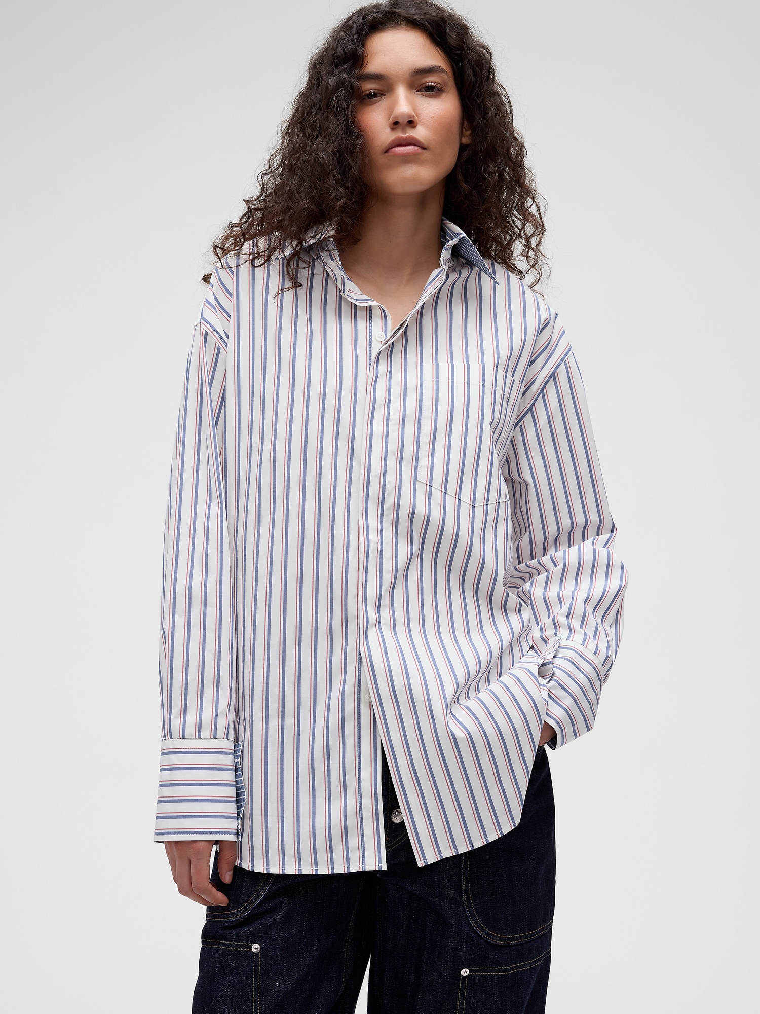 Женская рубашка Gap GapStudio Poplin Big, цвет: Тёмно-синий полосатый — фото 4