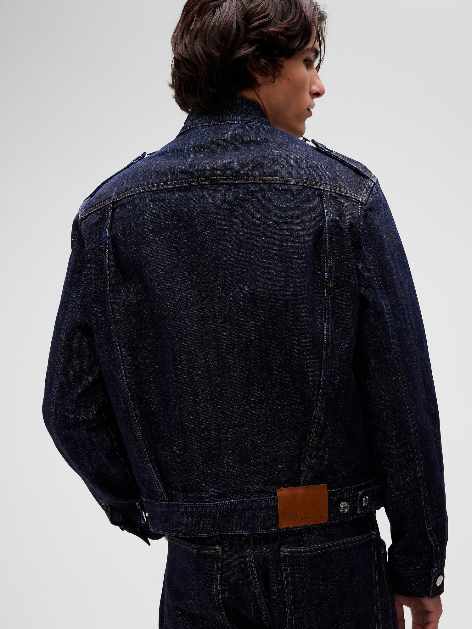 Мужская куртка Gap GapStudio Asymmetric Denim Jacket, цвет: Тёмная варка — фото 3