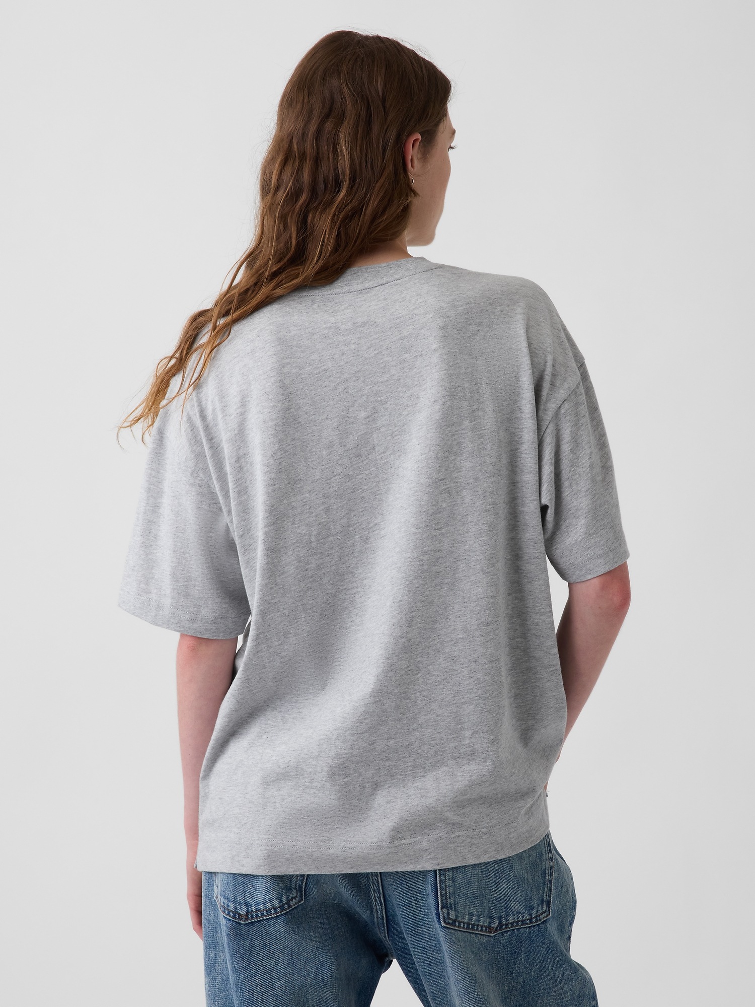 Женская футболка Gap Organic Cotton VintageSoft Oversized Logo, цвет: Светлый меланжевый серый — фото 3