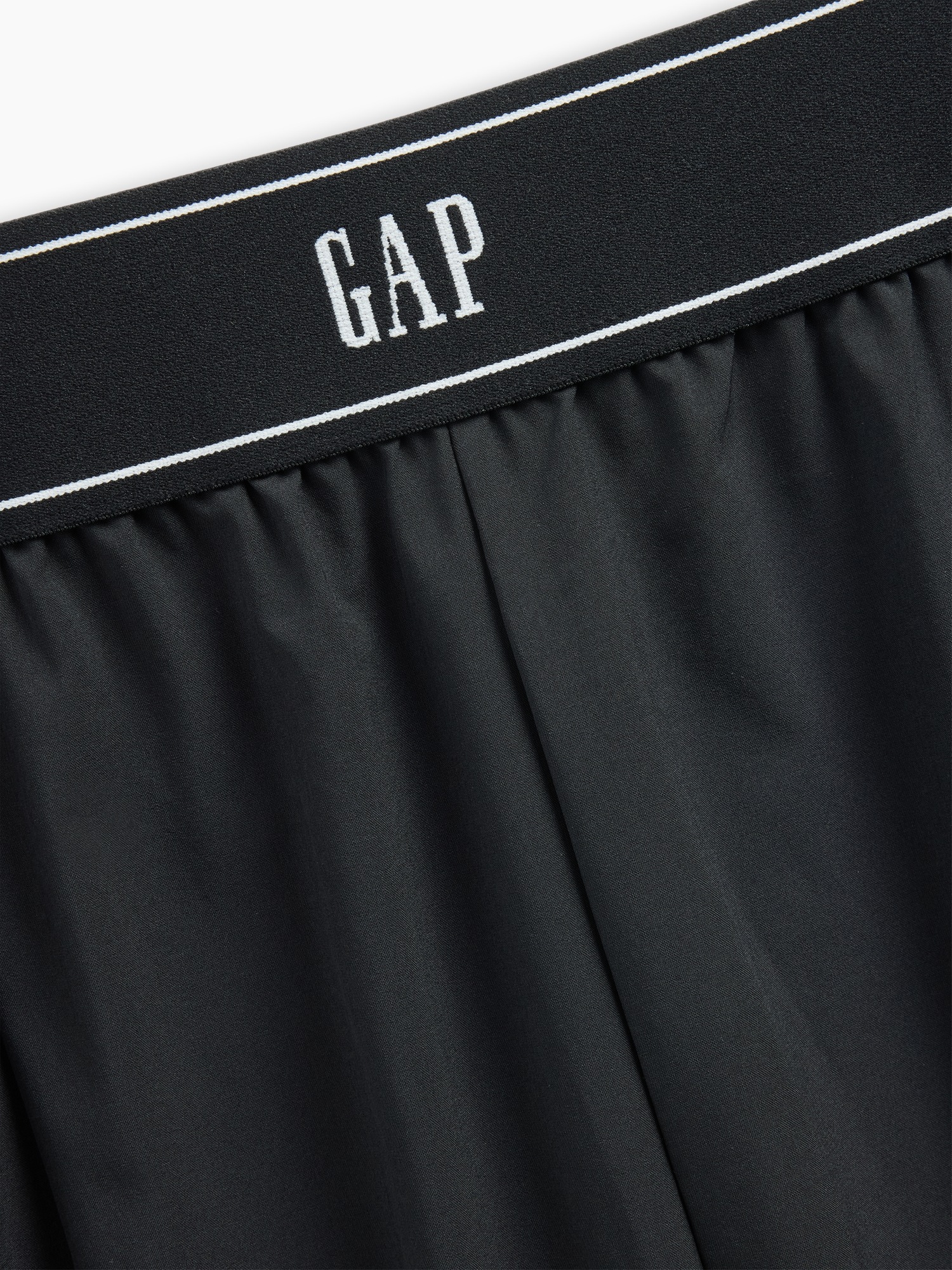 Женские брюки Gap GapFit Pleated Easy Logo, цвет: Чёрный — фото 4