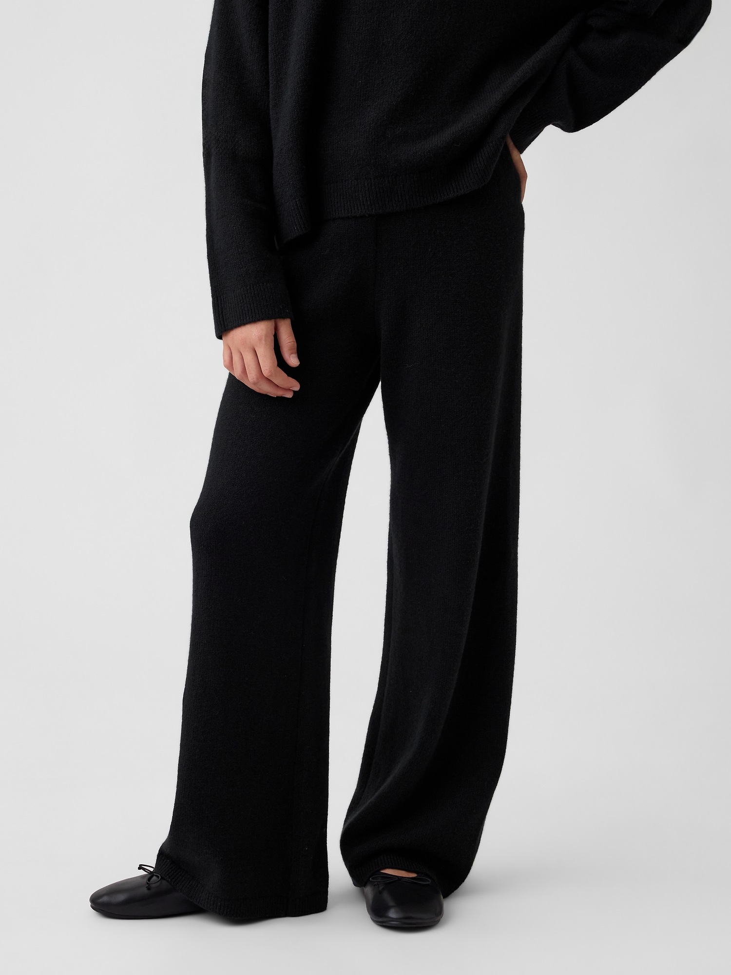 Детские брюки Gap Kids CashSoft Wide-Leg Sweater Pants — фото 3