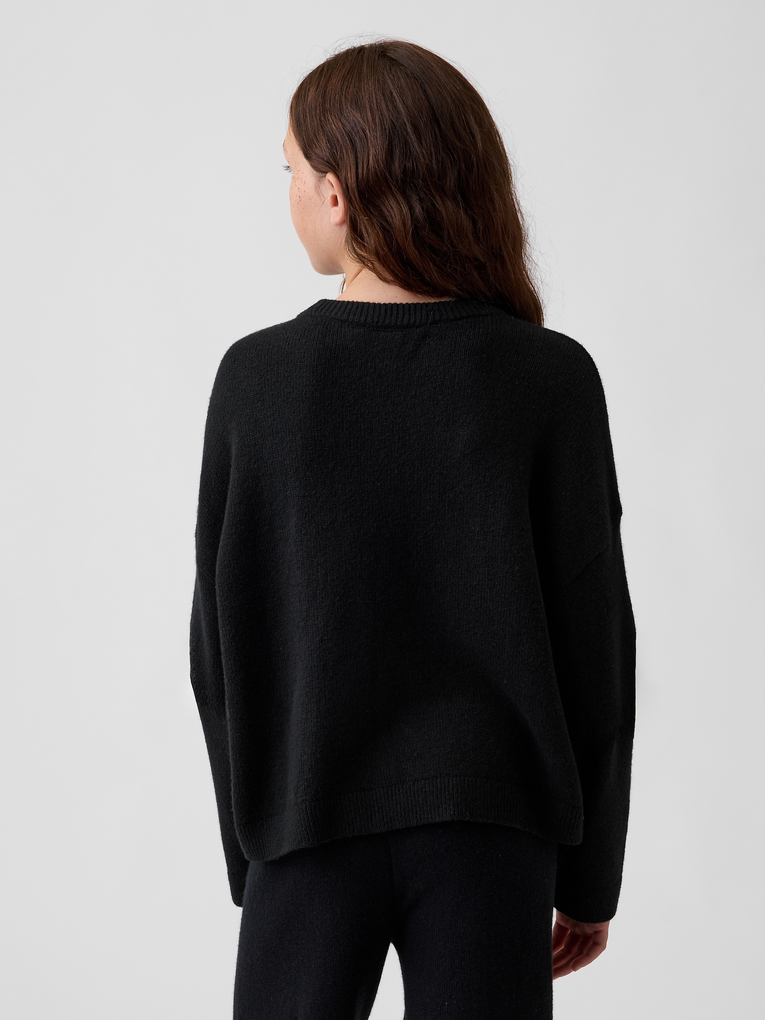 Детский свитер Gap CashSoft Oversized Sweater, цвет: Чёрный — фото 3