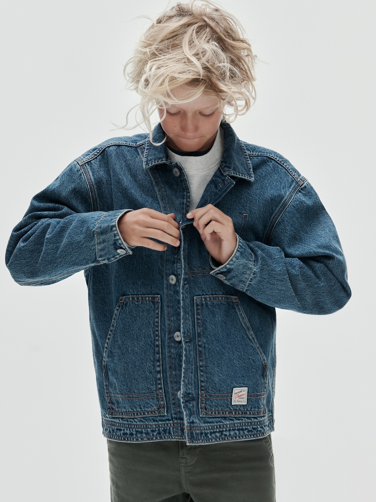 Детская куртка Gap Denim Chore, цвет: Средняя варка — фото 6