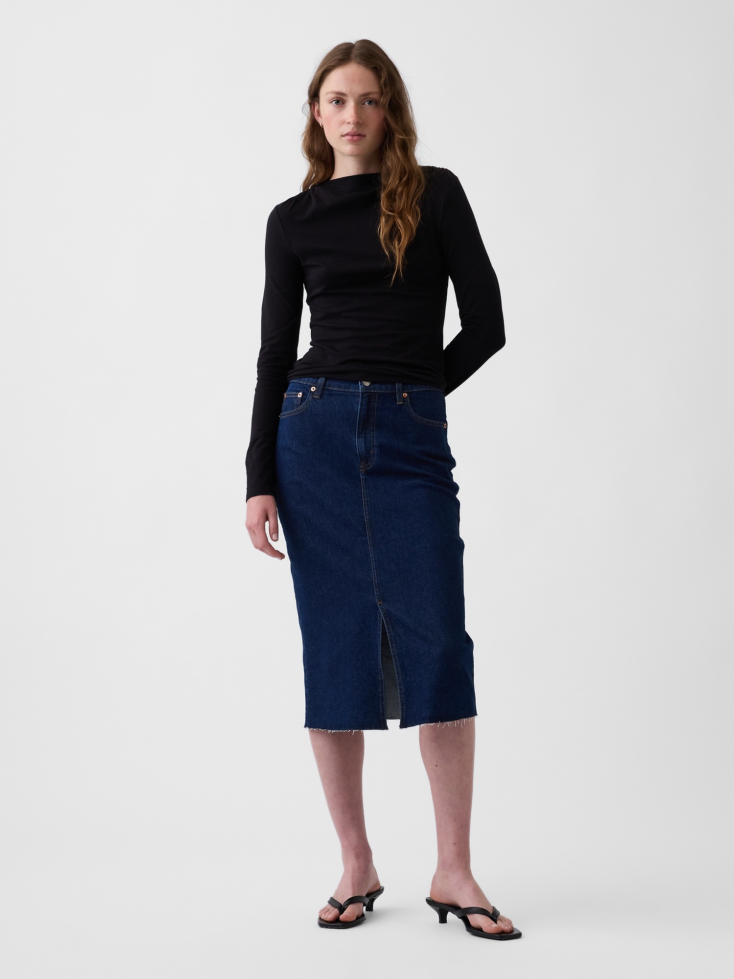 Женская футболка Gap CloseKnit Jersey Funnel-Neck Ruched, цвет: Чёрный — фото 2