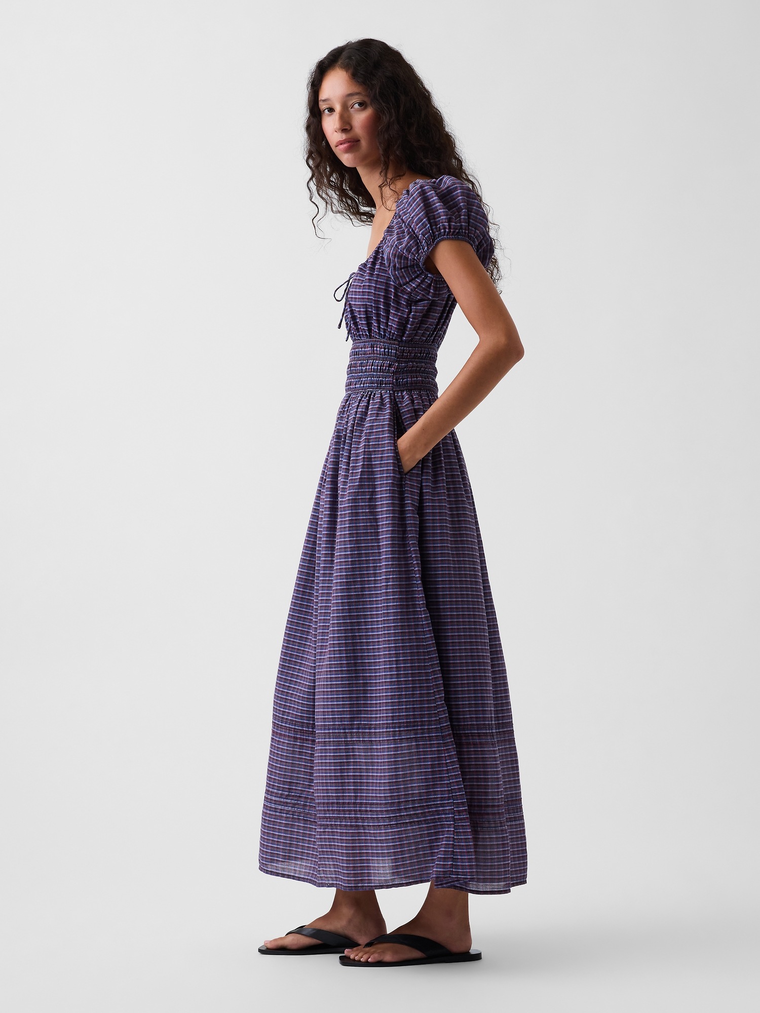 Женские платья Gap Voile Smocked-Waist Maxi Dress — фото 3