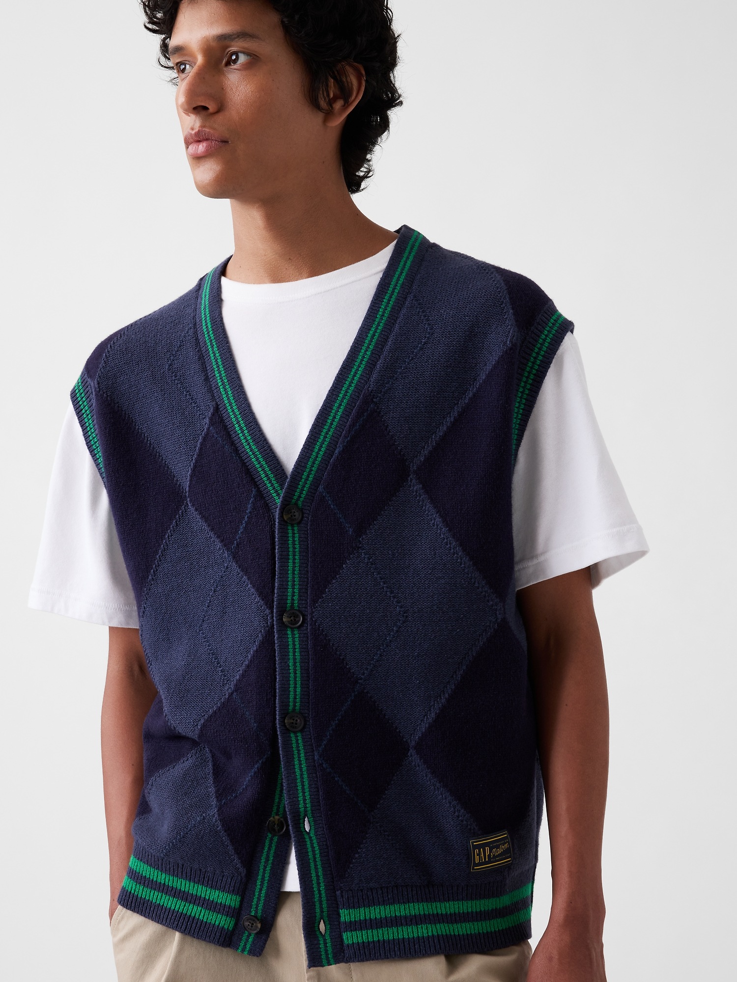 Женский жилет Gap × Malbon Oversized Argyle Sweater Vest, цвет: Винтажный тёмно-синий — фото 5