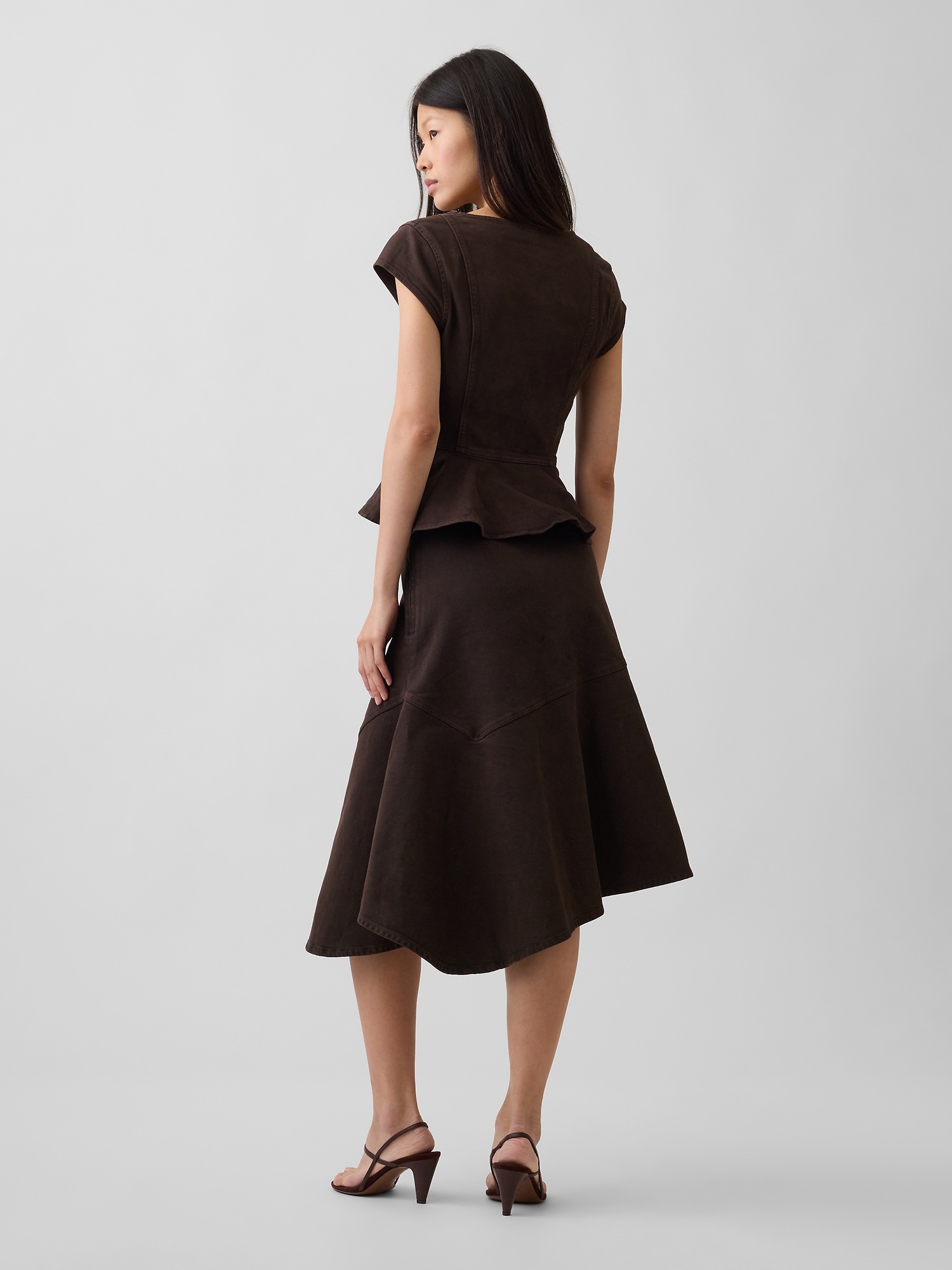 Женские юбки Gap Denim Asymmetrical Midi Skirt — фото 2
