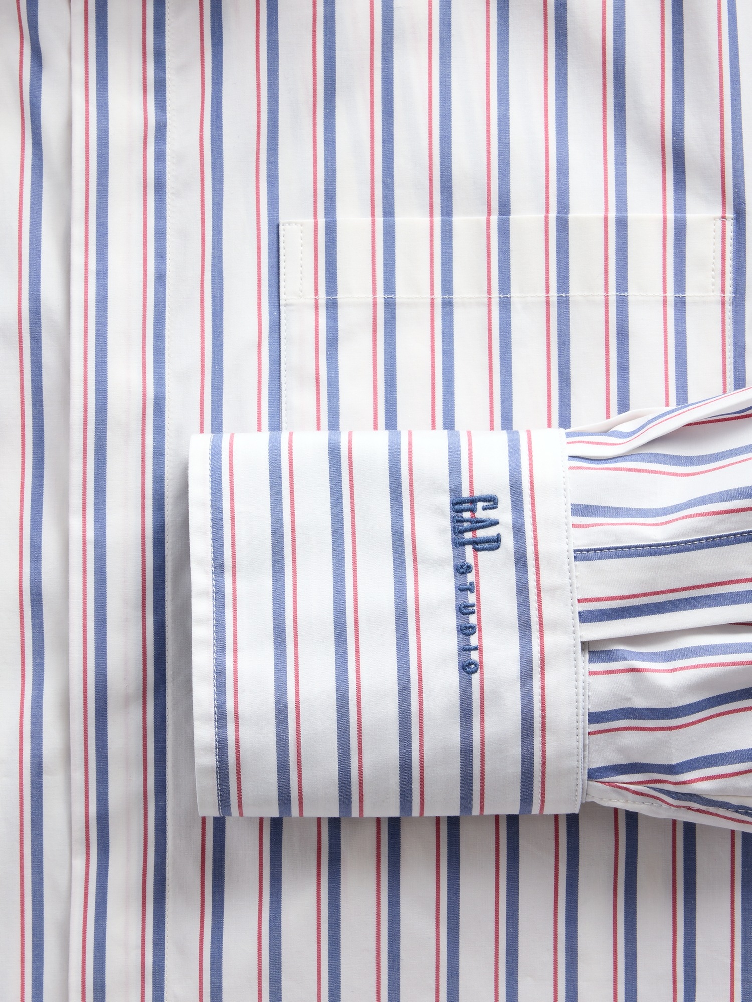 Женская рубашка Gap GapStudio Poplin Big, цвет: Тёмно-синий полосатый — фото 6