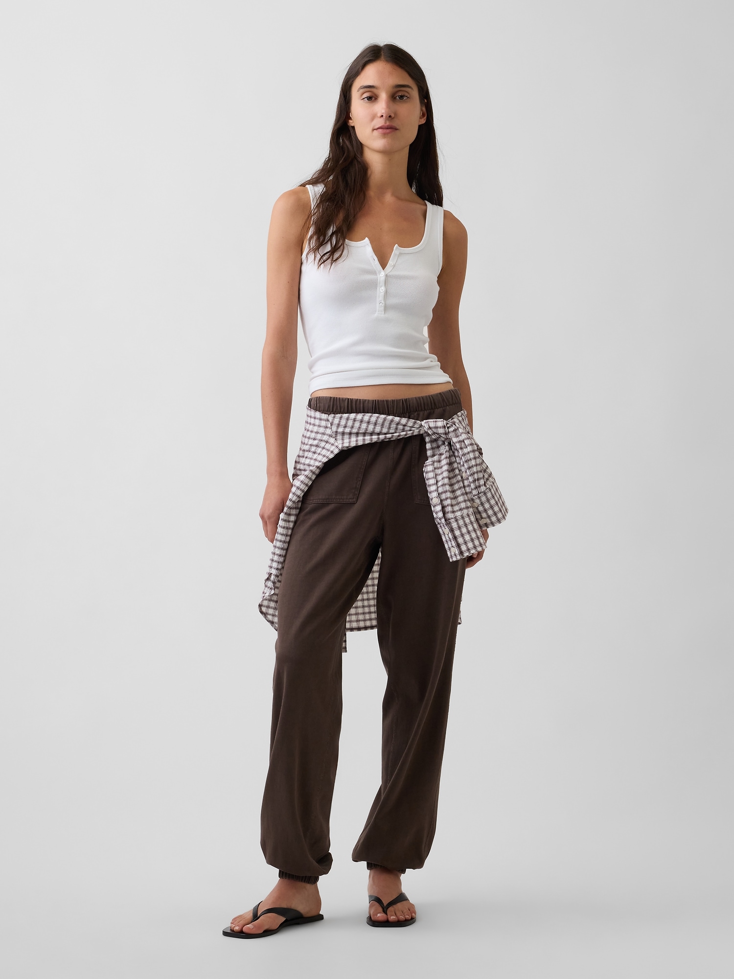 Gap Knit Relaxed Joggers In Terra Brown