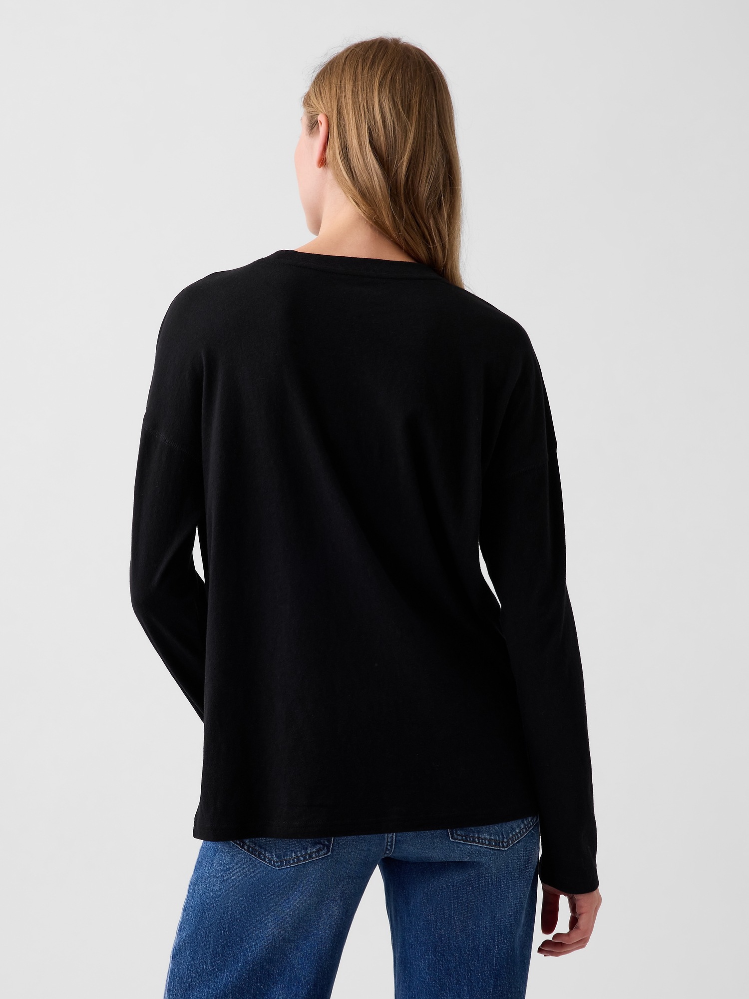 Женская футболка Gap 100% Cotton Authentic Pocket Big, цвет: Чёрный — фото 3