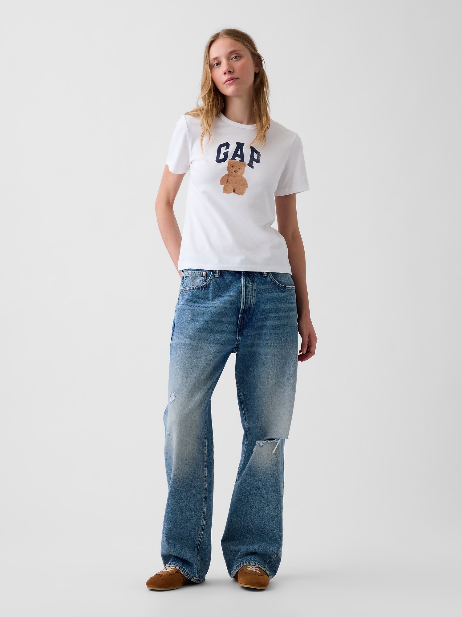 Женская футболка Gap Organic Cotton VintageSoft Logo, цвет: Белый — фото 2