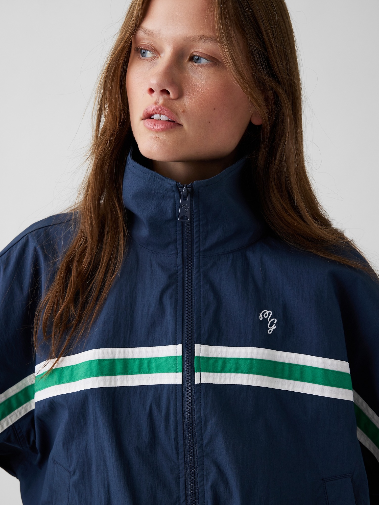 Женская куртка Gap × Malbon Textured Poplin Windbreaker, цвет: Винтажный тёмно-синий — фото 5
