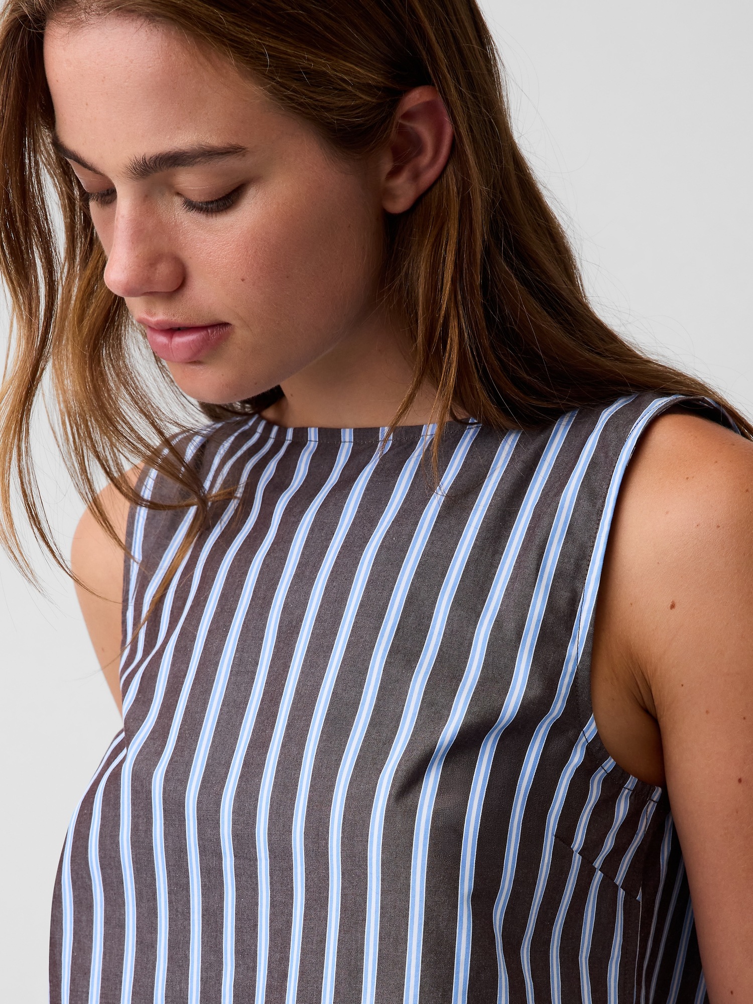 Женский топ Gap Poplin Boatneck Shell Tank Top, цвет: Синий / Коричневый — фото 4